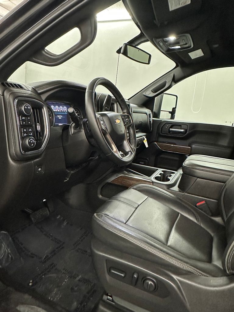 2023 Chevrolet Silverado 2500HD High Country - Photo 10
