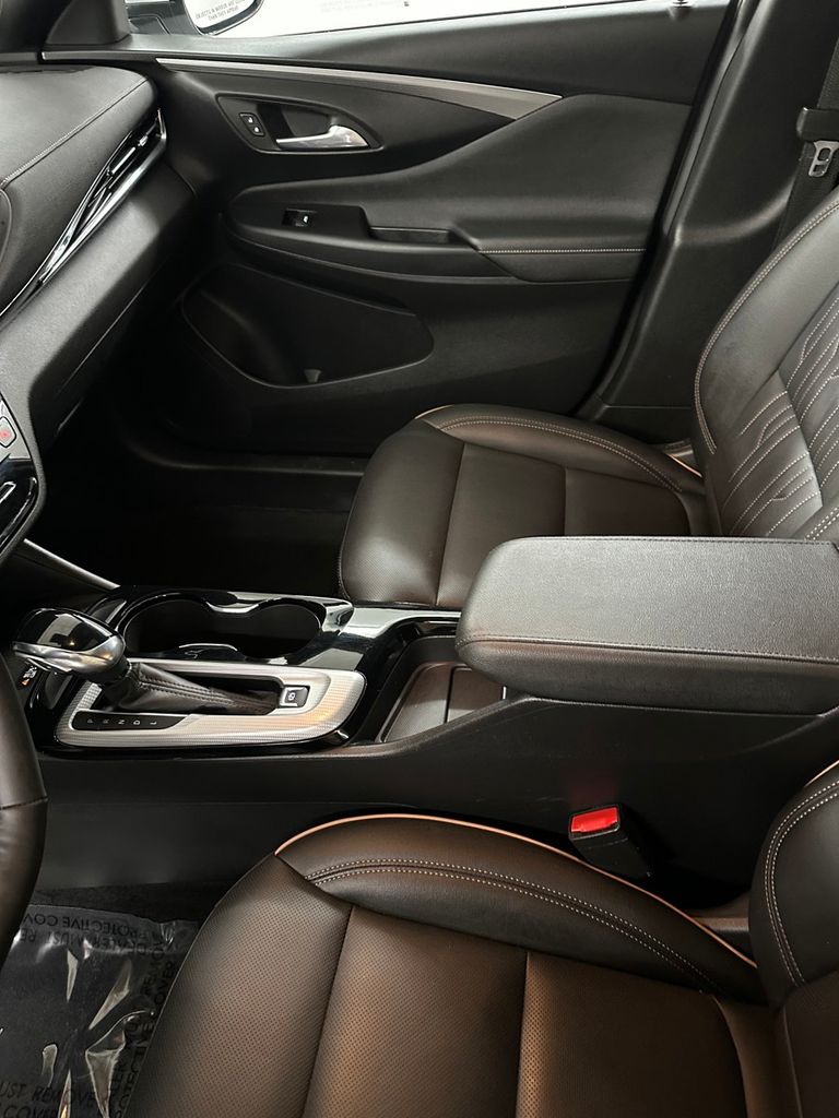 2025 Buick Envista Avenir - Photo 19