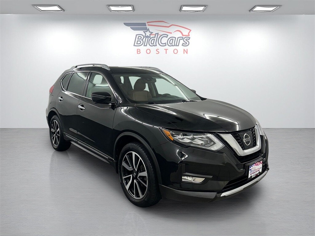 2017 Nissan Rogue SL photo 3