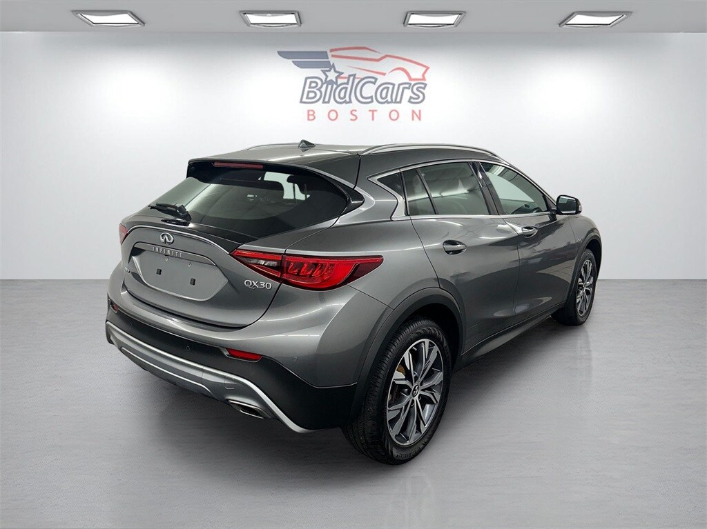 Used 2017 INFINITI QX30 Premium SUV