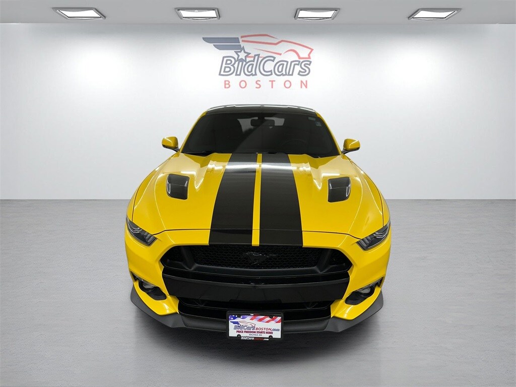 2016 Ford Mustang GT Premium photo 2