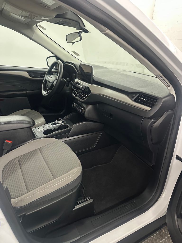 2022 Ford Escape SE - Photo 33