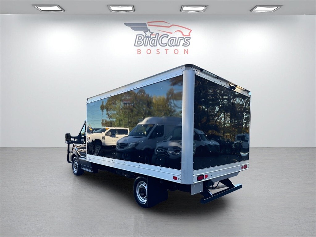 2022 Ford Transit photo 2