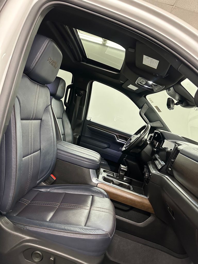2024 Chevrolet Silverado 1500 High Country - Photo 40