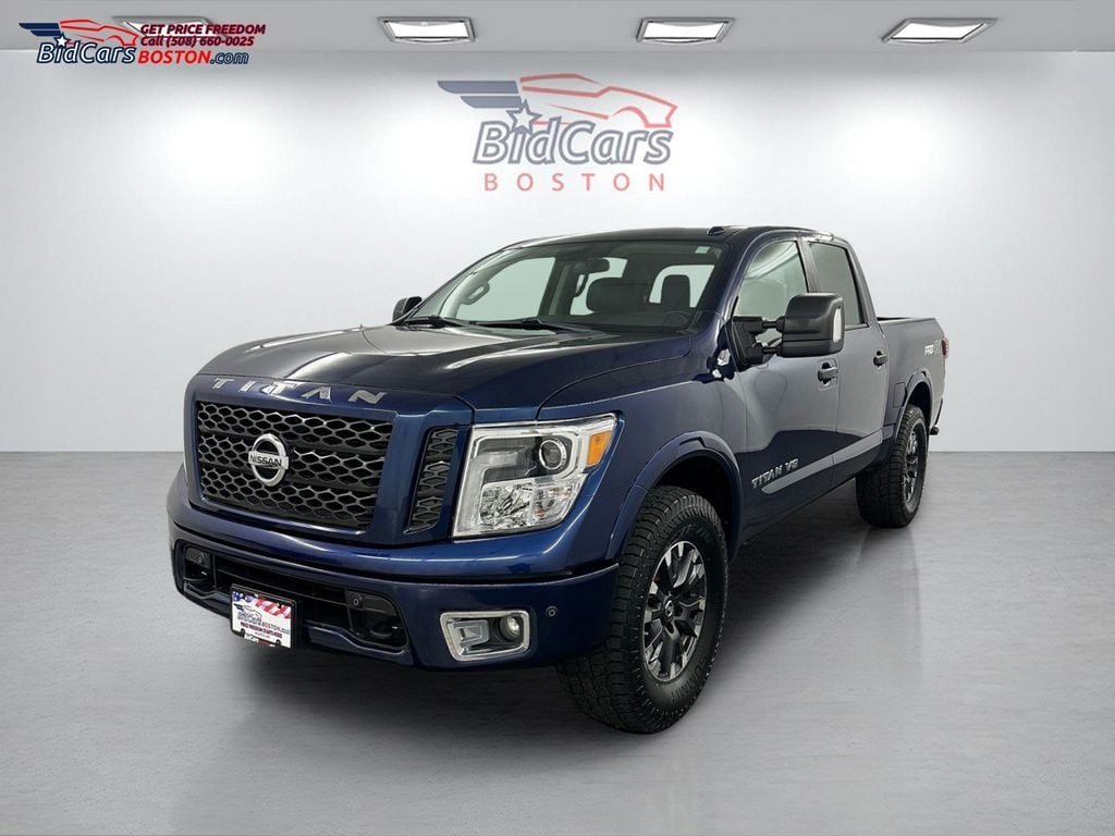 2018 Nissan Titan PRO-4X 4x4 SWB Crew Cab's photo