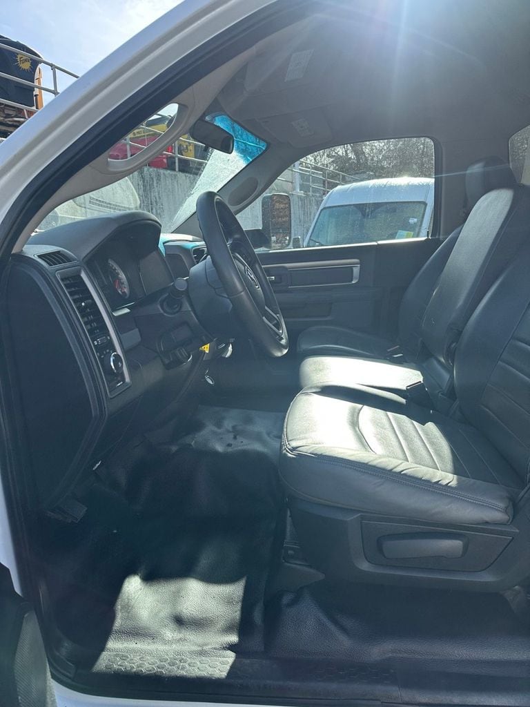 2013 RAM Ram 3500 Chassis Cab Tradesman - Photo 11