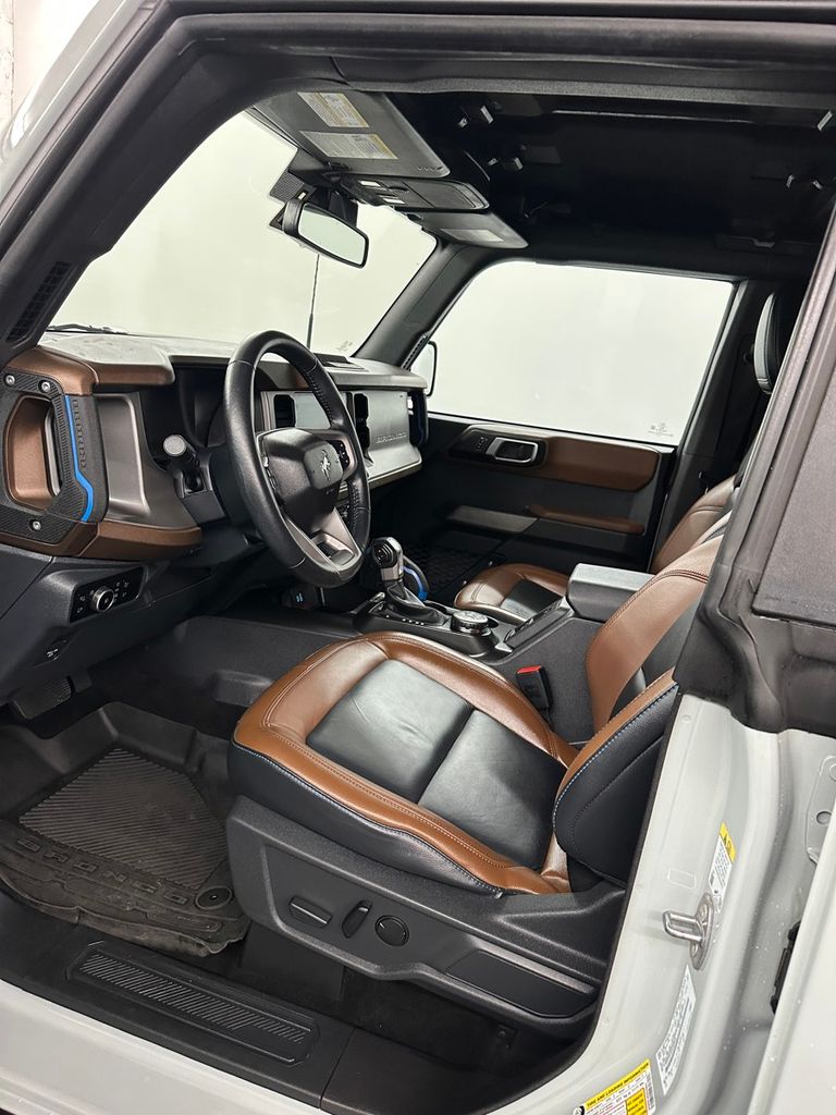 2023 Ford Bronco 4-Door Outer Banks - Photo 10