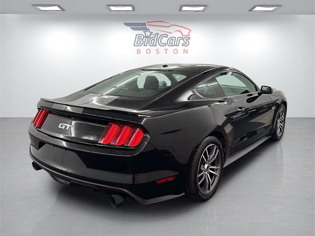 2017 Ford Mustang GT Premium photo 4