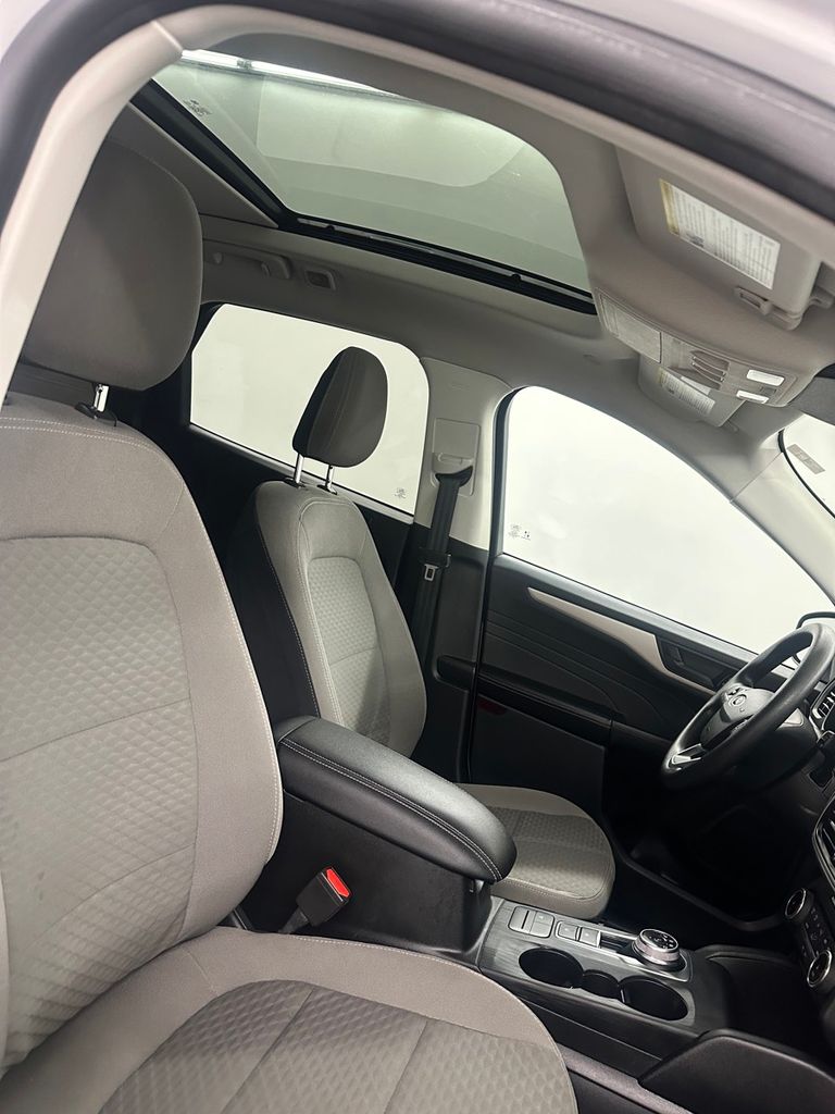 2022 Ford Escape SE - Photo 35