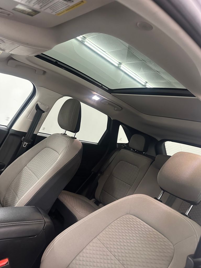 2022 Ford Escape SE - Photo 11