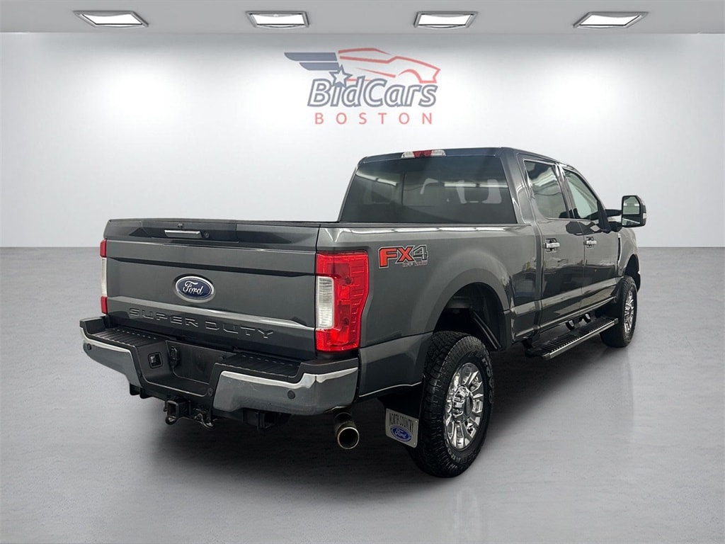 Used 2019 Ford F-250 Lariat Truck Crew Cab