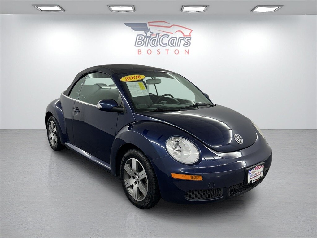 2006 Volkswagen Beetle 2.5L Convertible photo 3