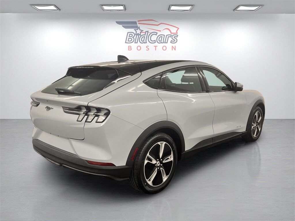 2021 Ford Mustang Mach-E Select photo 4