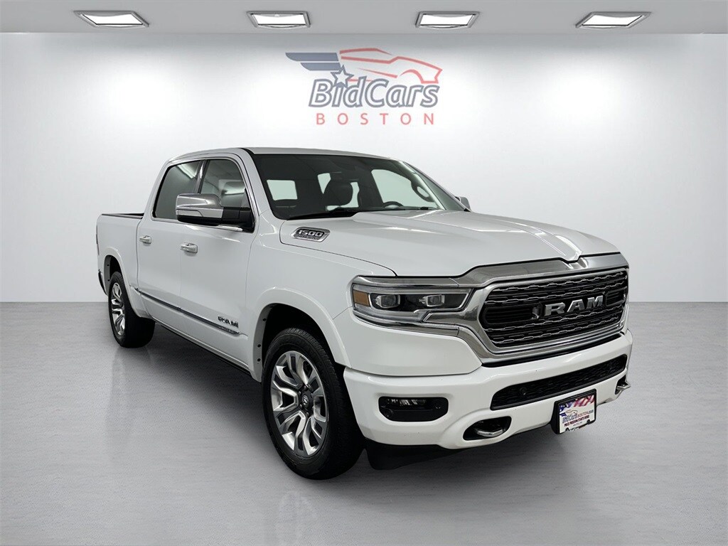2022 Ram 1500 Limited photo 2