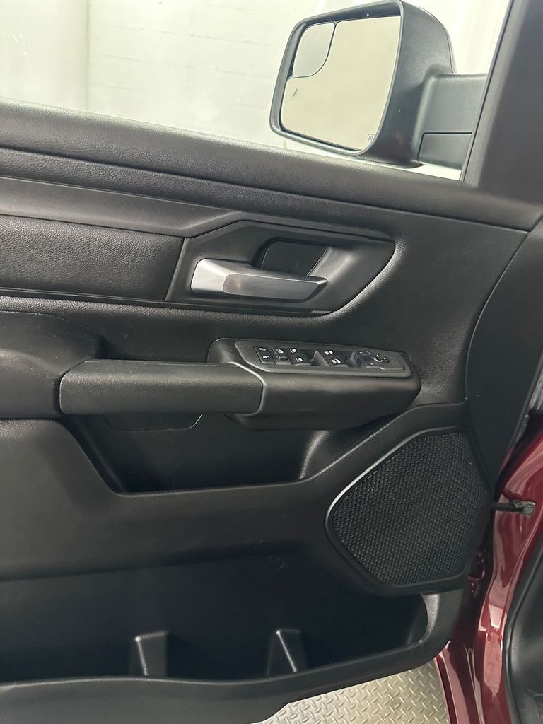 2025 RAM Ram 1500 Pickup Tradesman - Photo 9