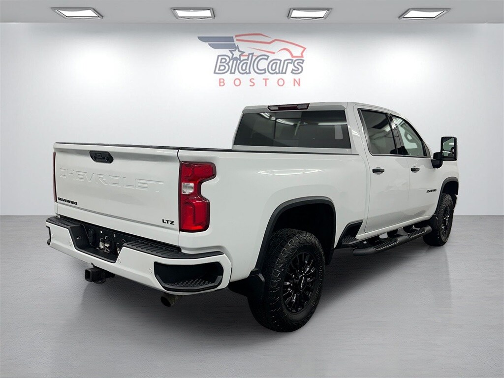 2022 Chevrolet Silverado 2500HD LTZ photo 4