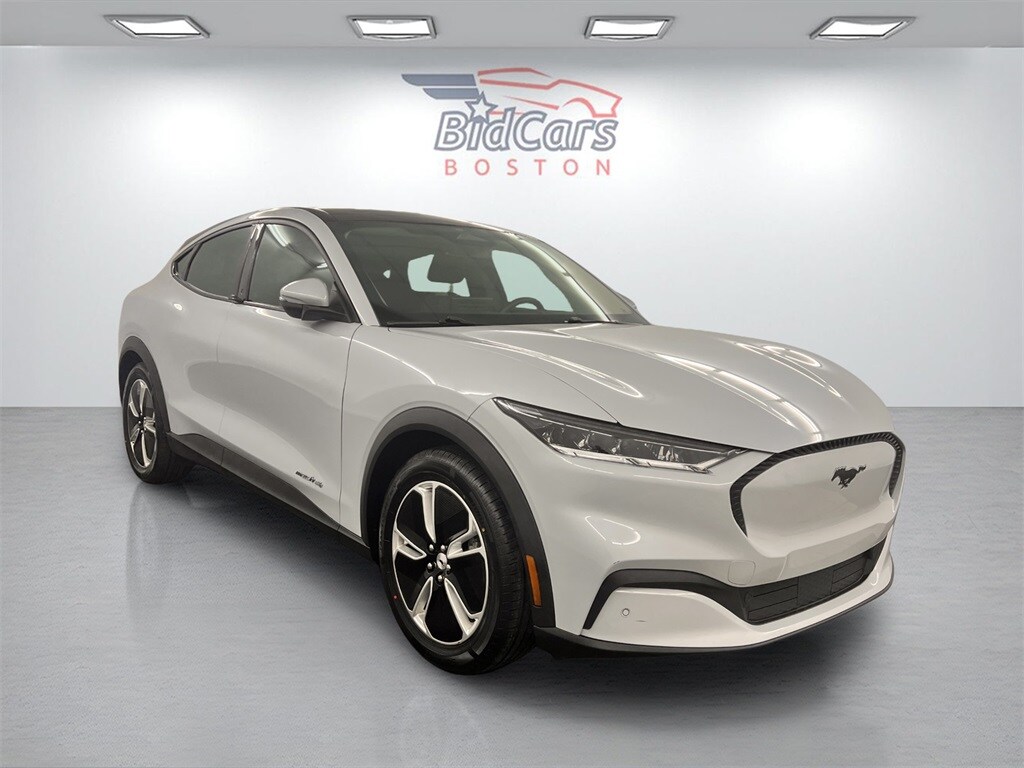 2021 Ford Mustang Mach-E Select photo 3