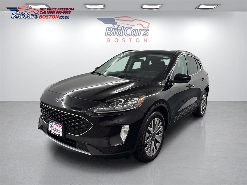 2022 Ford Escape Titanium's photo