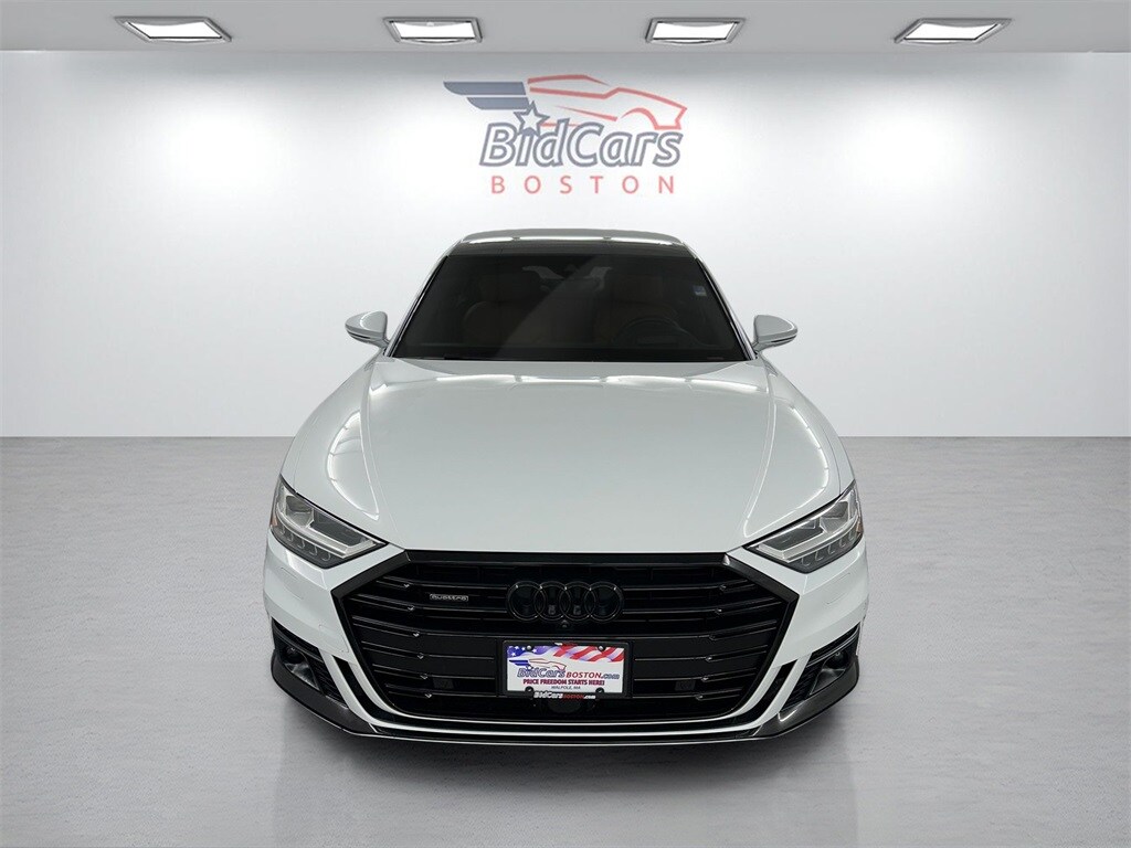 2021 Audi A8 4.0 Quattro L photo 2