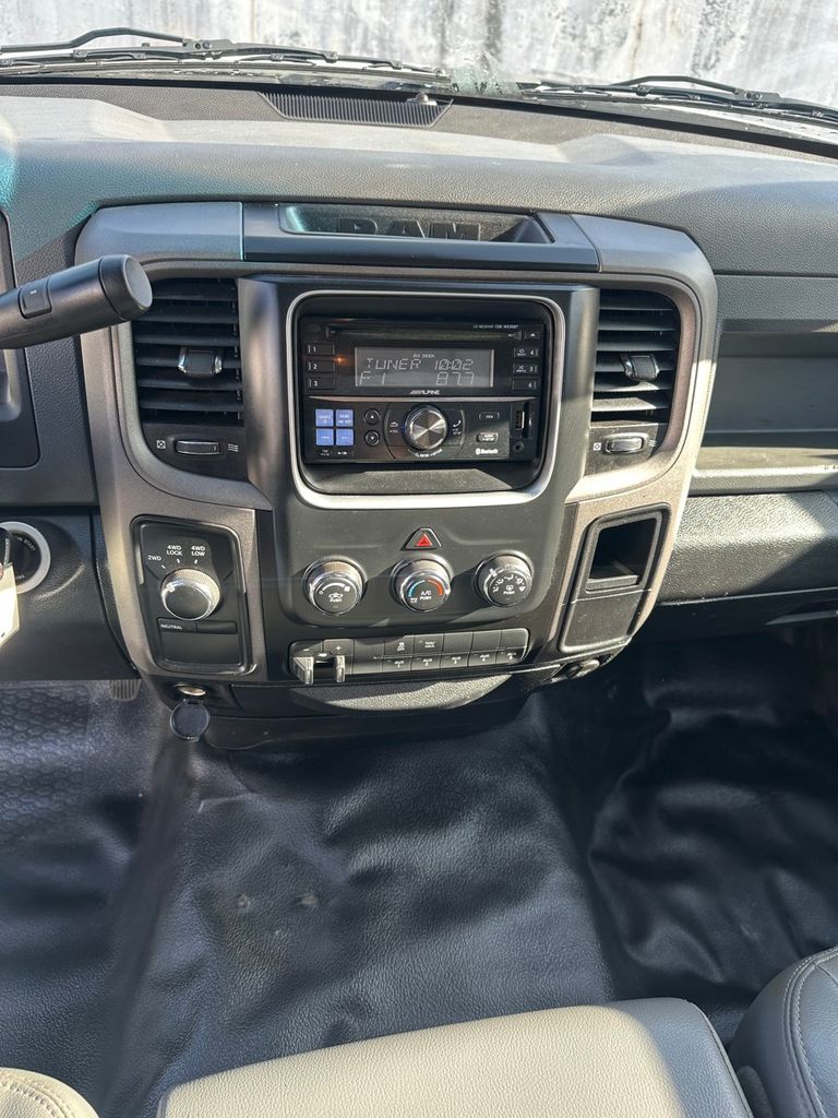 2013 RAM Ram 3500 Chassis Cab Tradesman - Photo 17