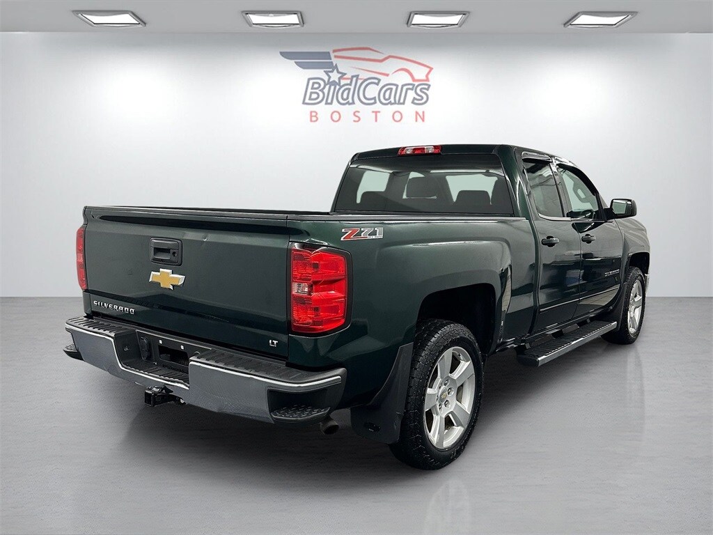 2015 Chevrolet Silverado 1500 LT photo 4