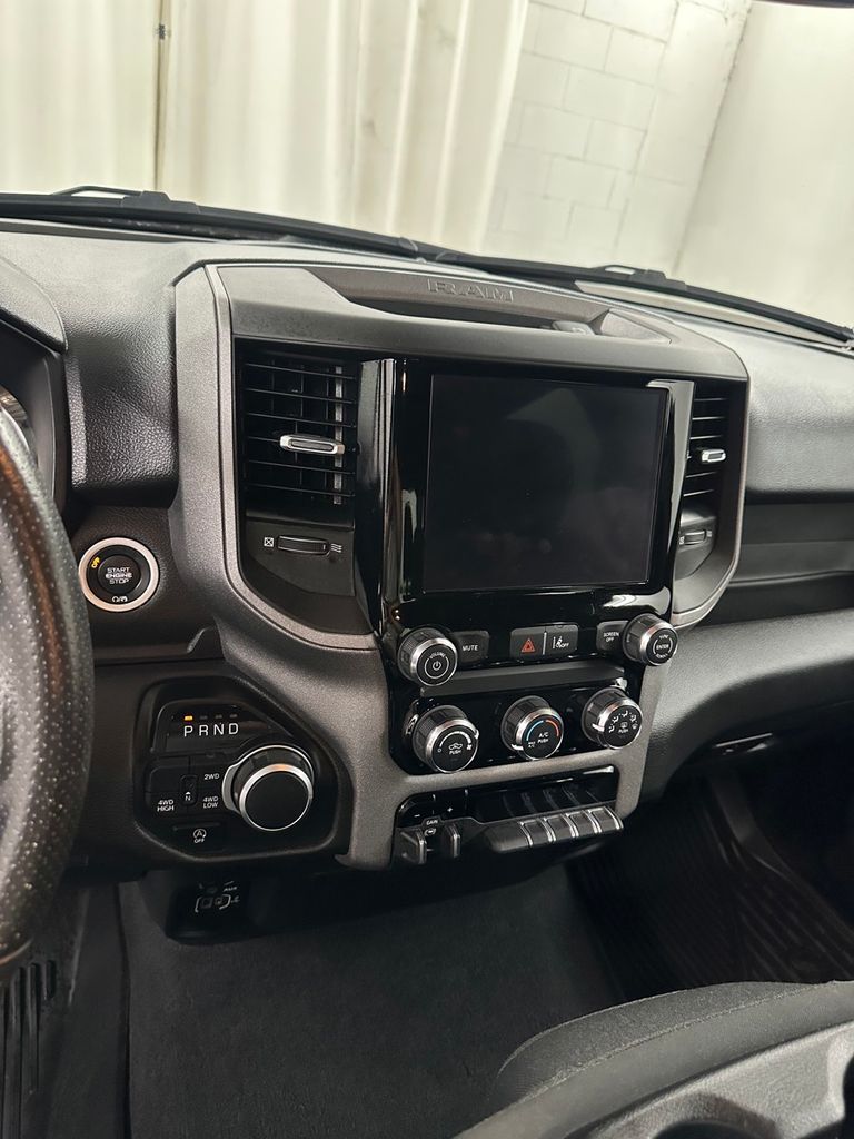 2025 RAM Ram 1500 Pickup Tradesman - Photo 16