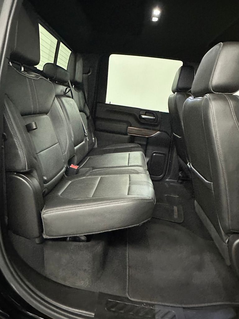 2023 Chevrolet Silverado 2500HD High Country - Photo 34