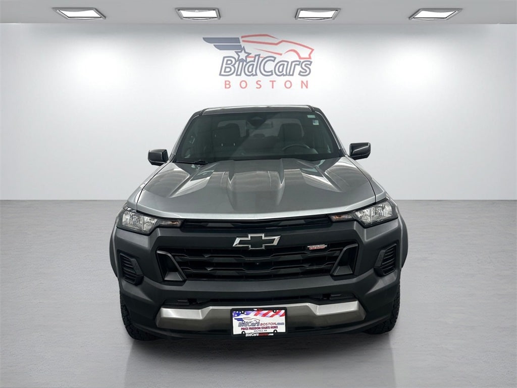 2023 Chevrolet Colorado Trail Boss photo 2