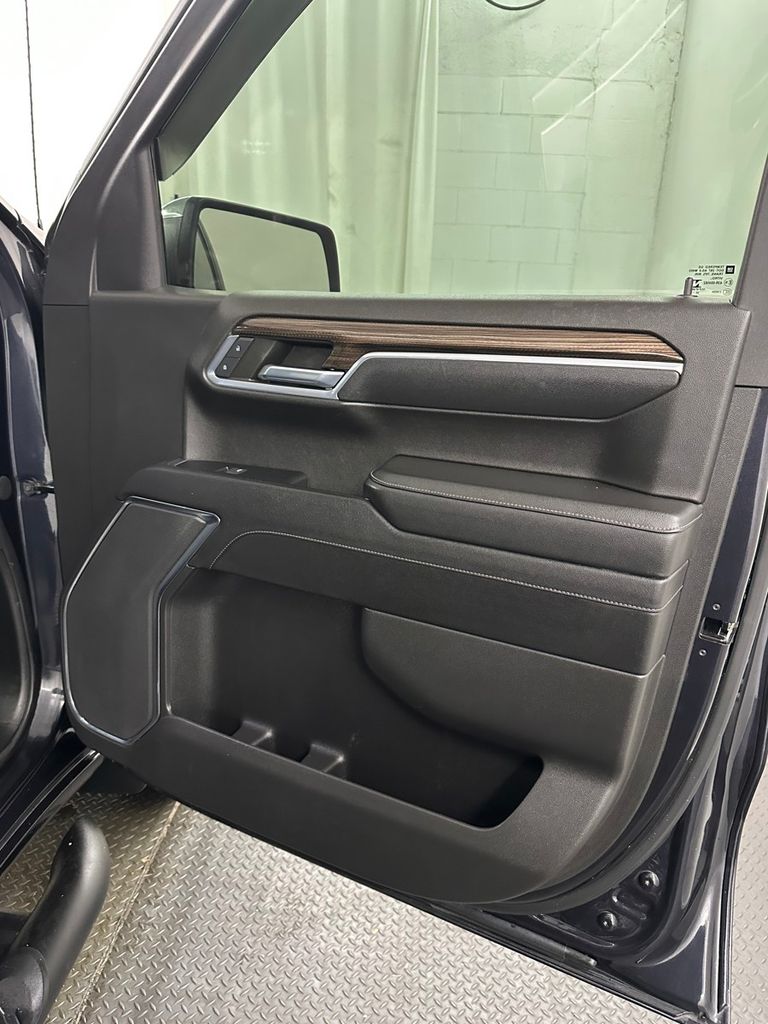 2023 Chevrolet Silverado 1500 LT - Photo 35