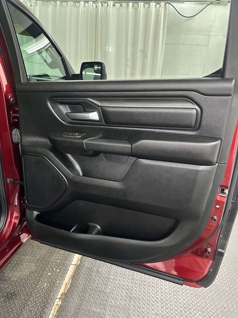 2025 RAM Ram 1500 Pickup Tradesman - Photo 27