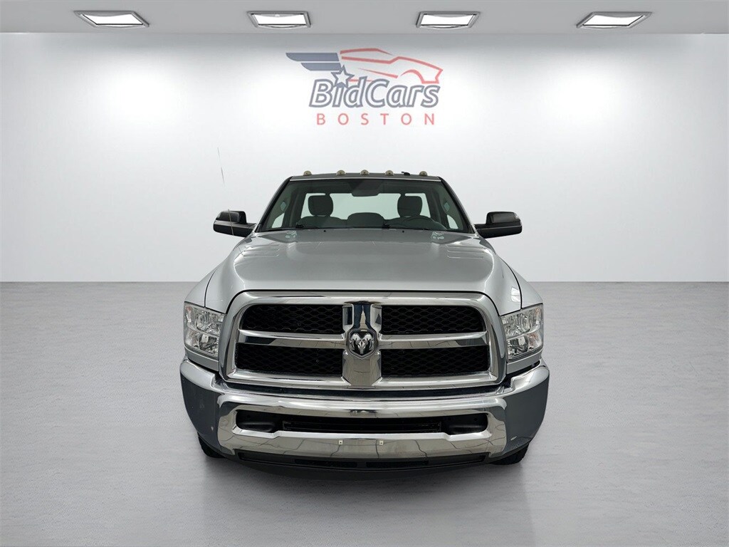 2016 Ram 2500 Tradesman photo 2