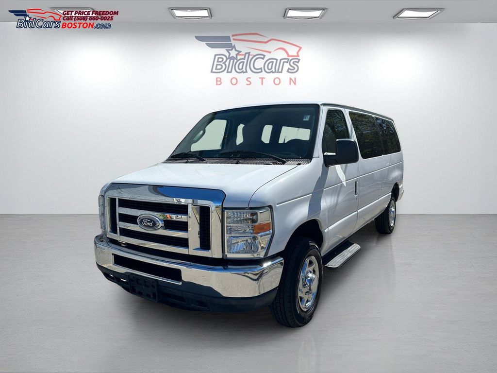 2012 Ford E-Series Econoline Wagon XLT