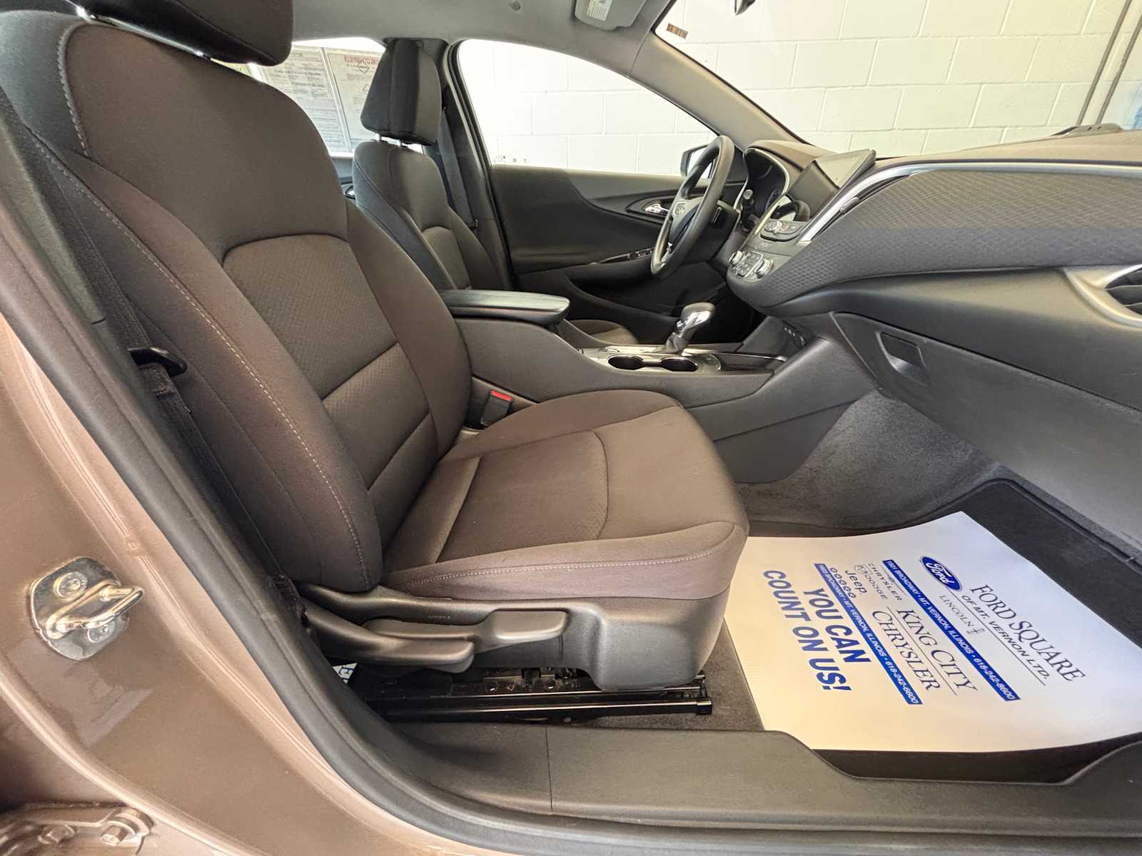 2023 Chevrolet Malibu 1LT - Photo 13