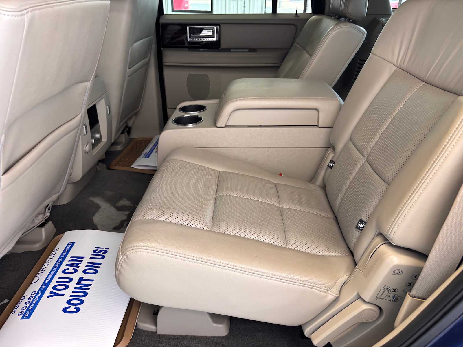 2010 Lincoln Navigator Base - Photo 23