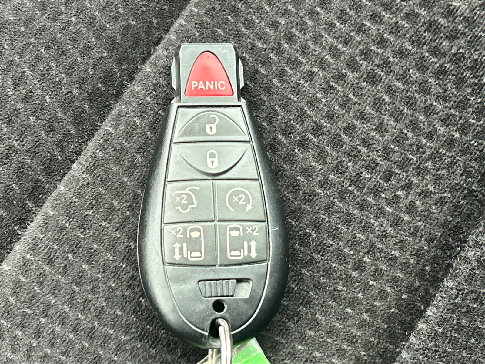 2014 Dodge Grand Caravan SXT - Photo 34