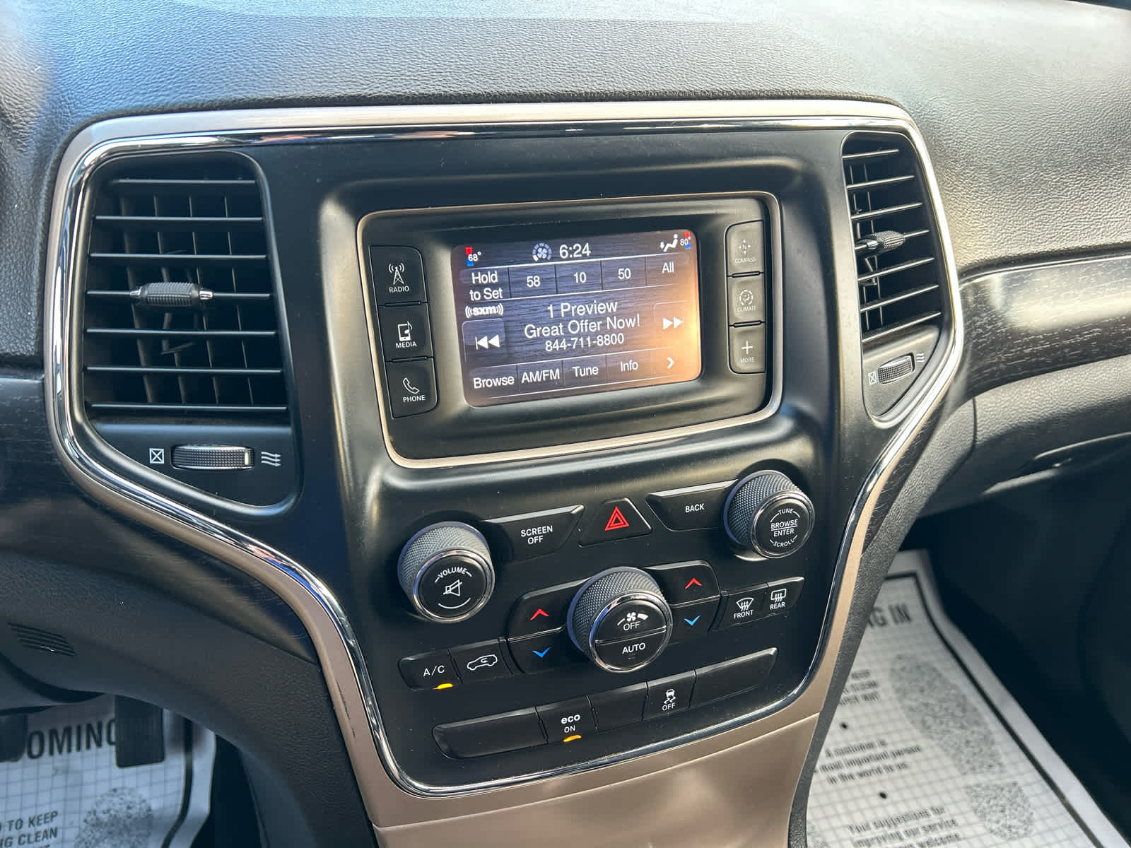 2014 Jeep Grand Cherokee Laredo - Photo 23