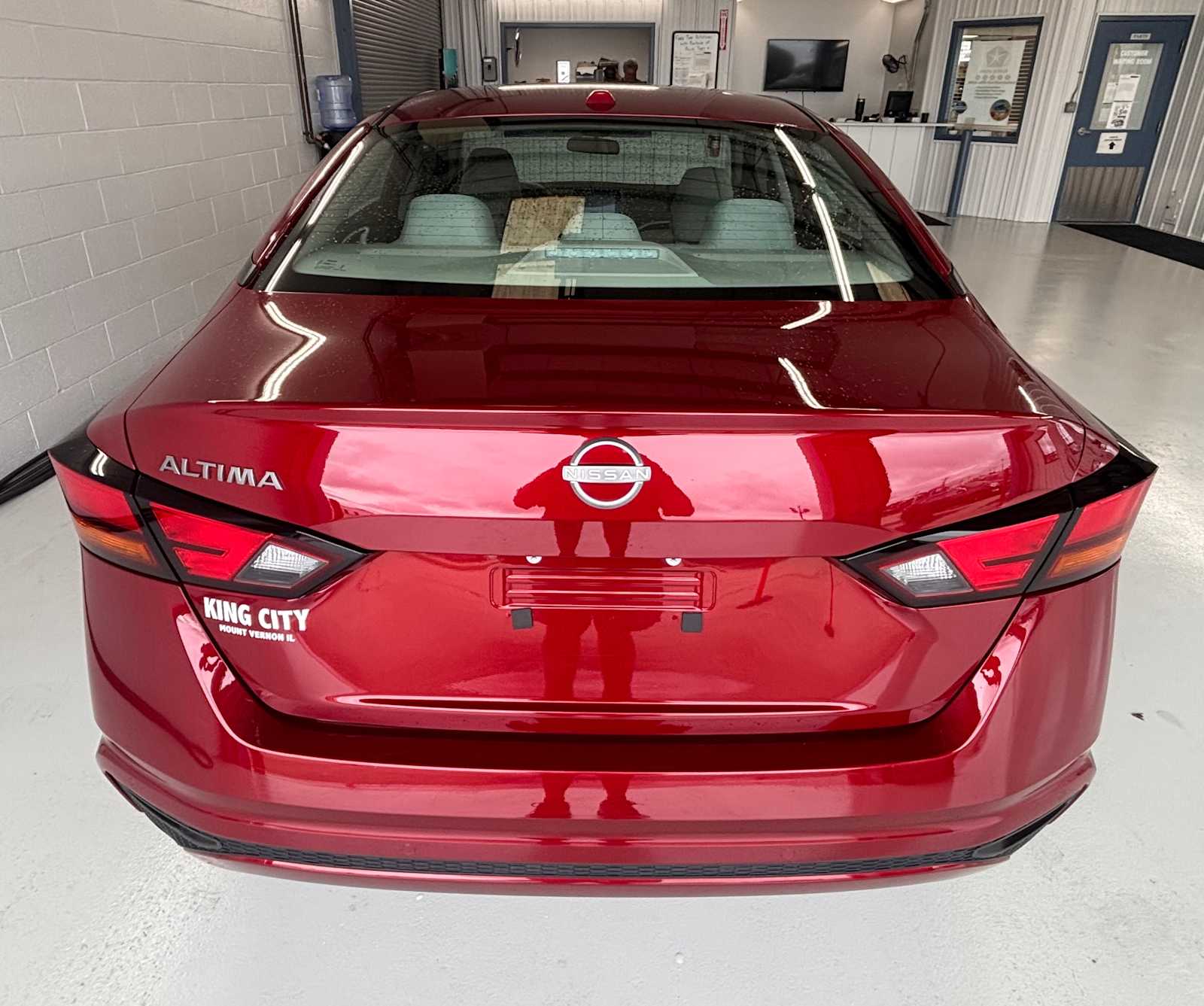 2025 Nissan Altima SV - Photo 7