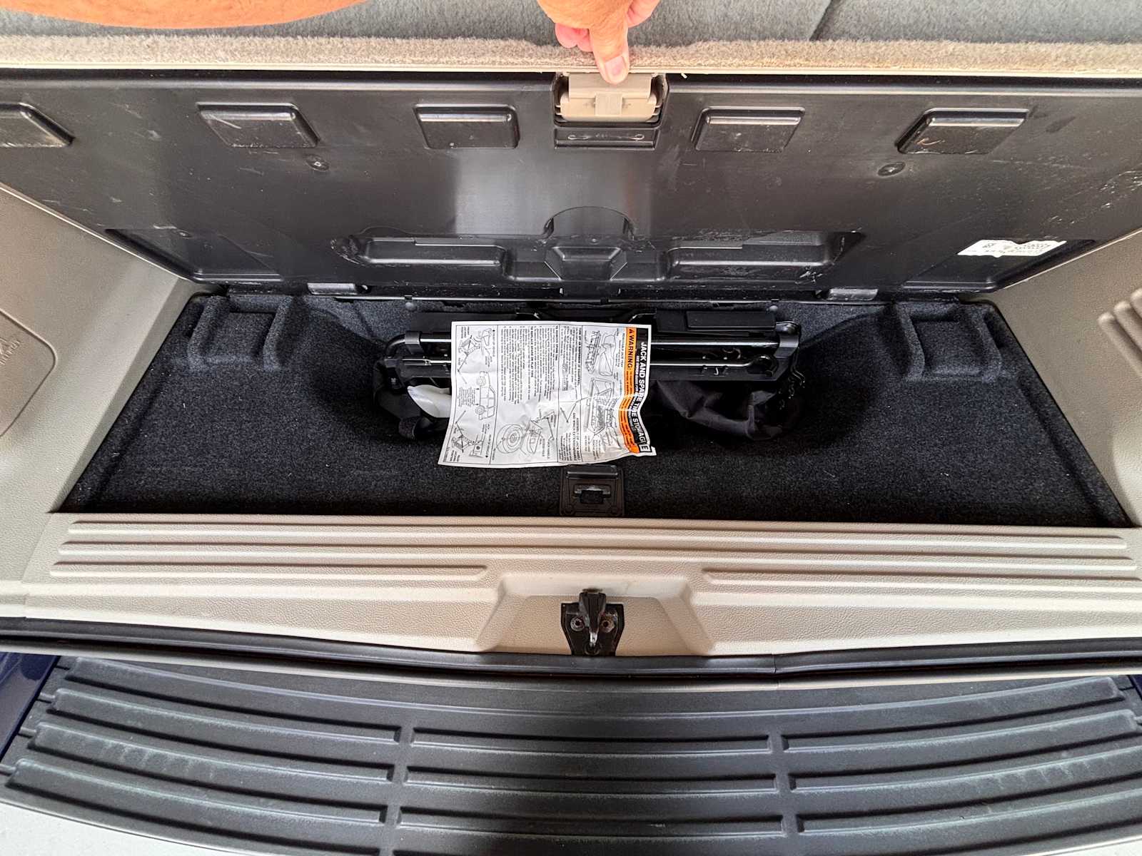 2010 Lincoln Navigator Base - Photo 11
