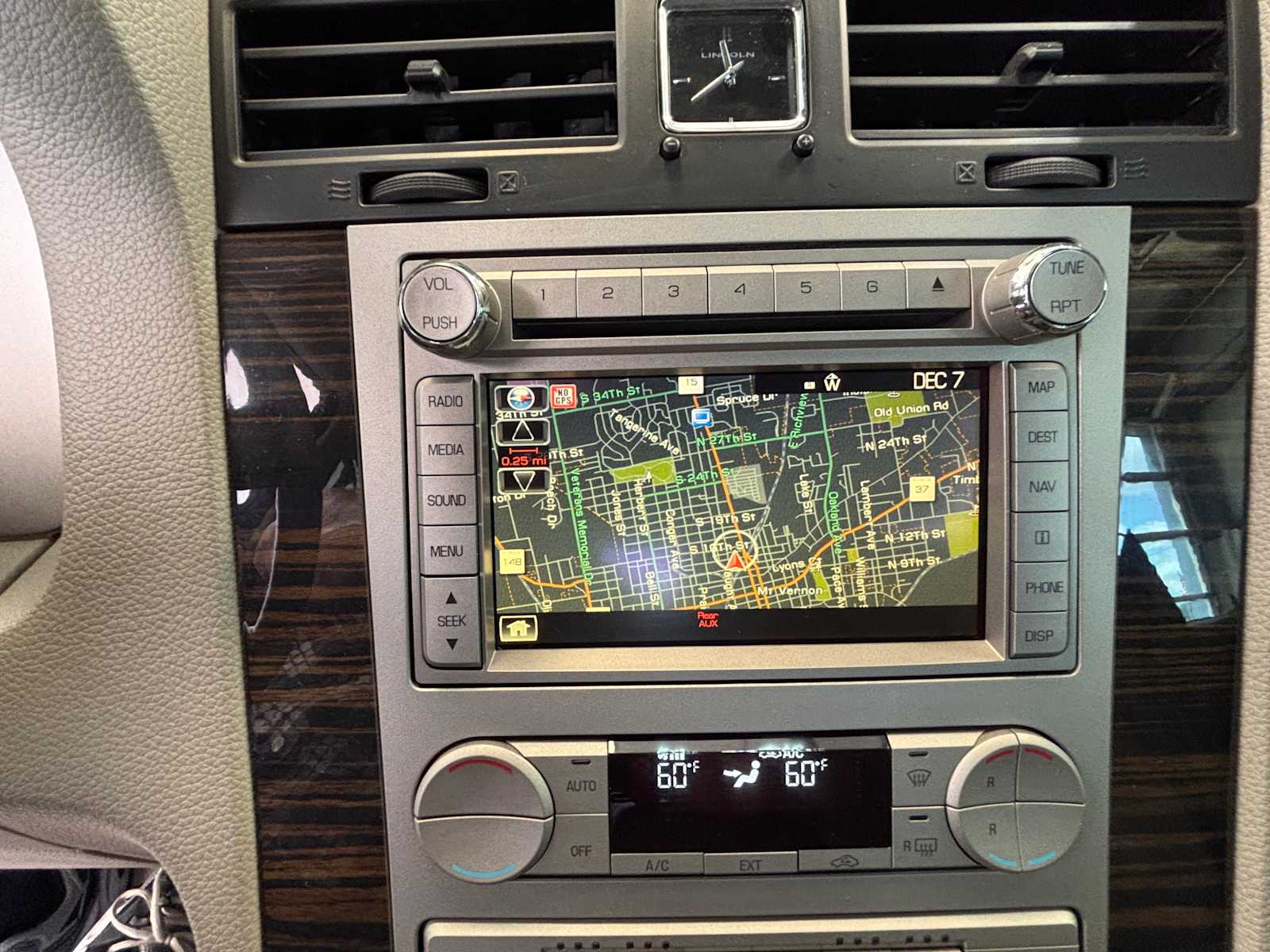 2010 Lincoln Navigator Base - Photo 35