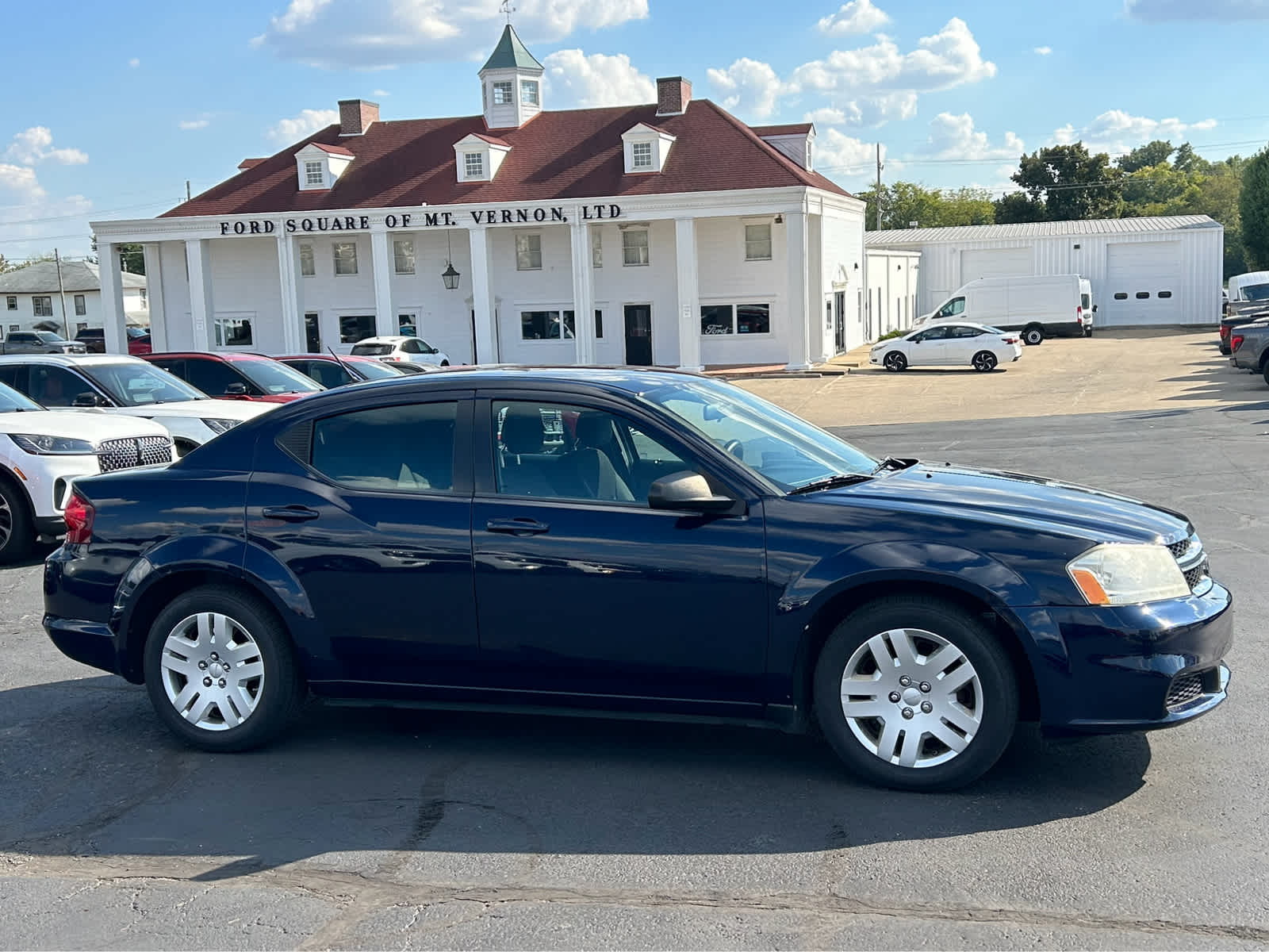 2013 Dodge Avenger SE - Photo 4