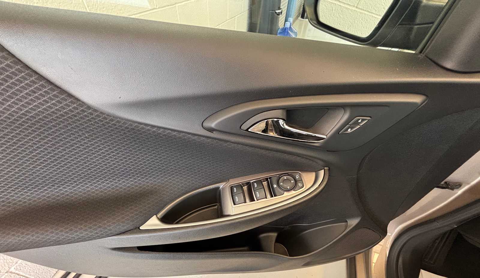2023 Chevrolet Malibu 1LT - Photo 17