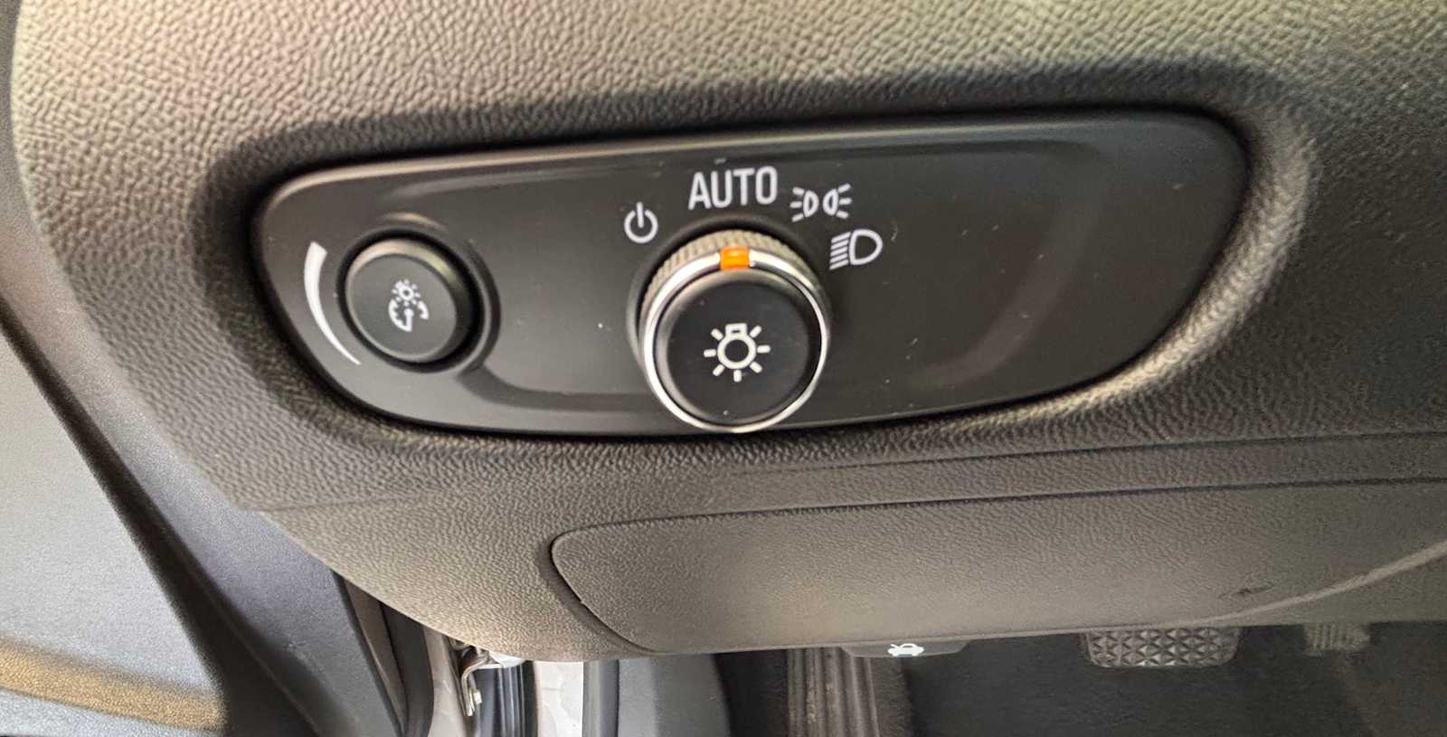2023 Chevrolet Malibu 1LT - Photo 18