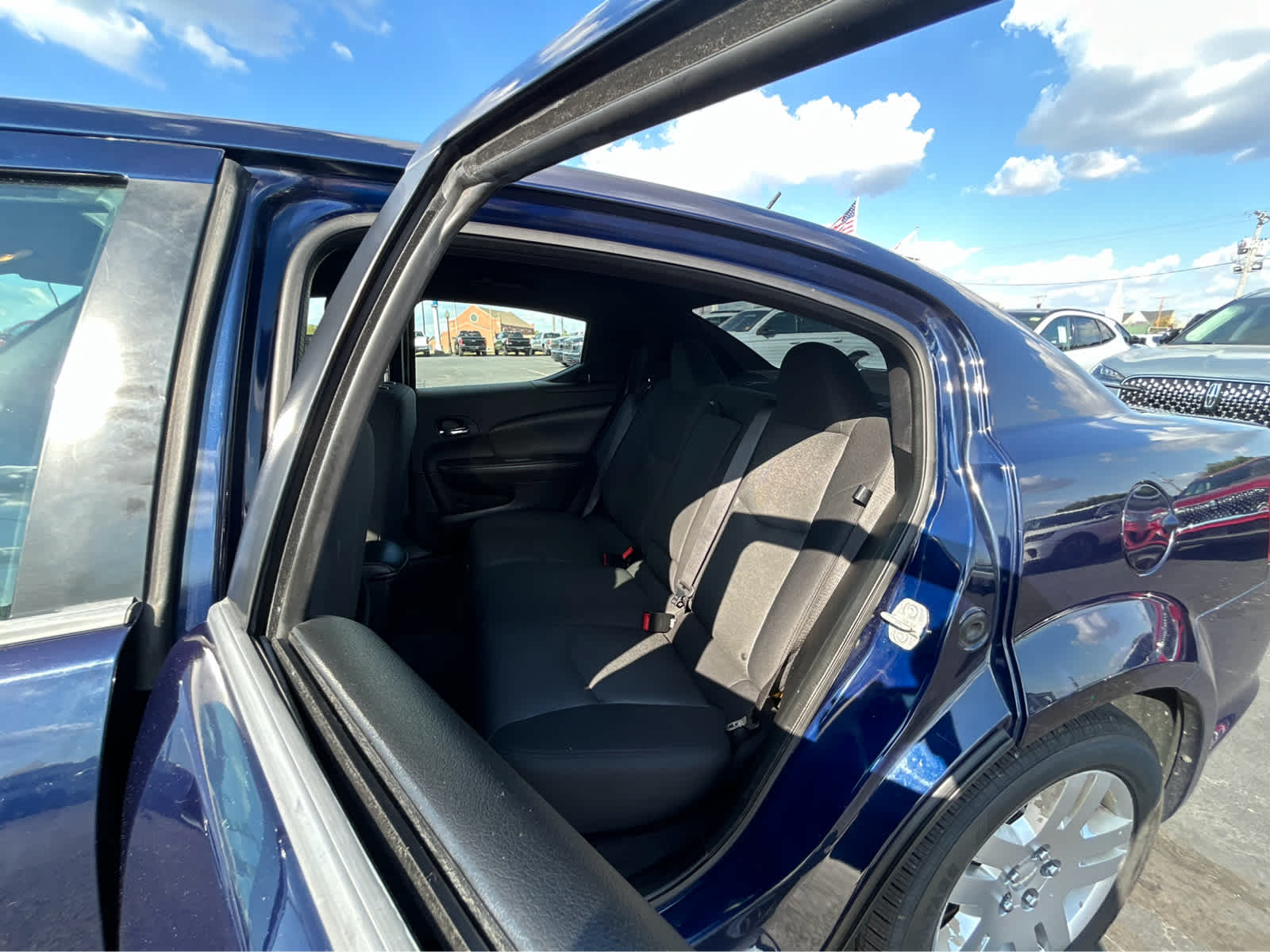 2013 Dodge Avenger SE - Photo 8
