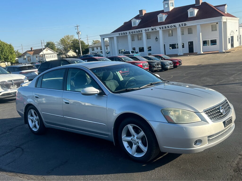 Used 2005 Nissan Altima 3.5 SE Sdn V6 Auto