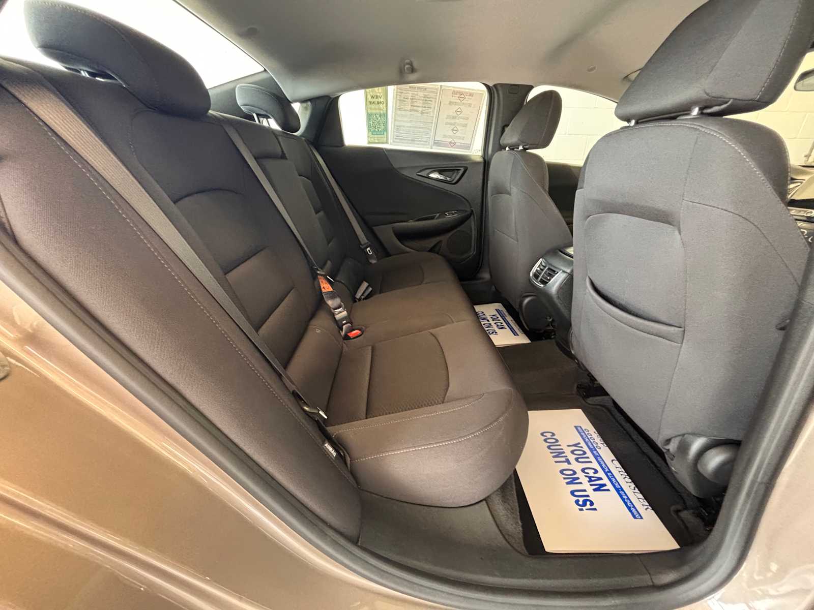 2023 Chevrolet Malibu 1LT - Photo 12