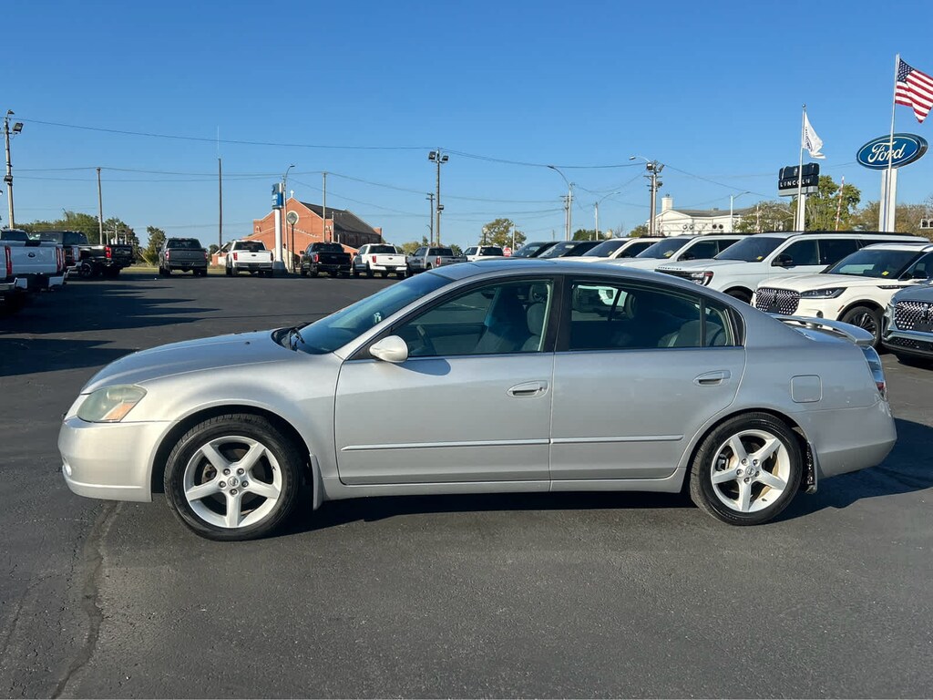 Used 2005 Nissan Altima 3.5 SE Sdn V6 Auto