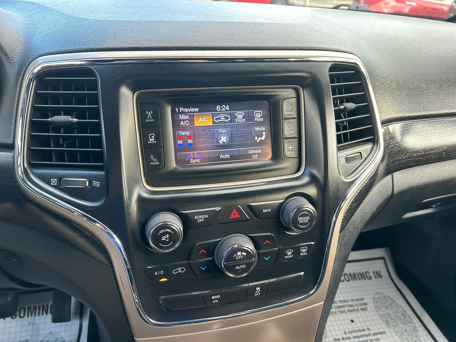 2014 Jeep Grand Cherokee Laredo - Photo 24