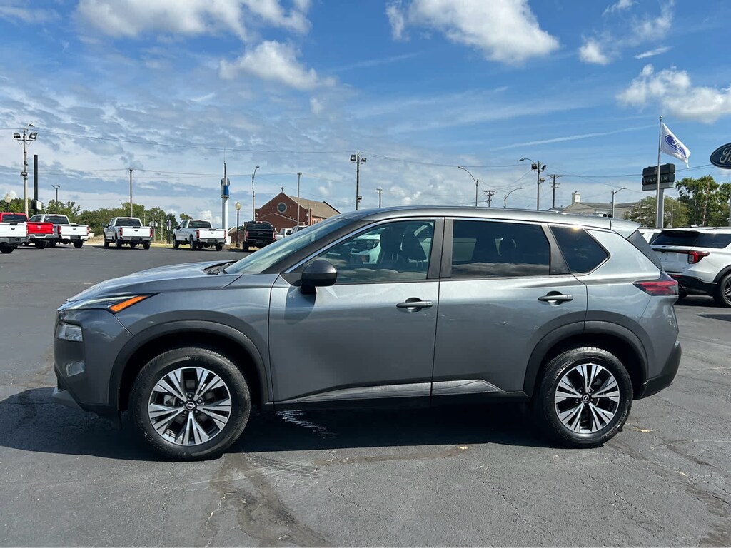 Used 2023 Nissan Rogue SV FWD