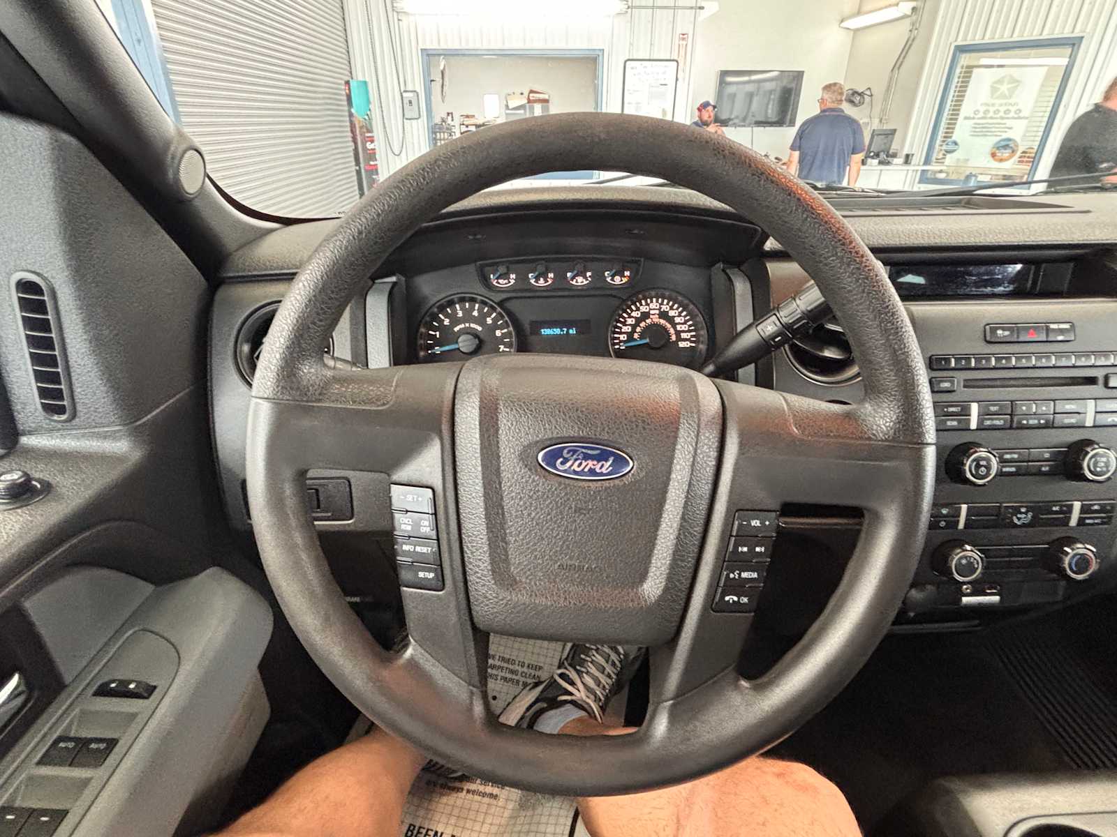 2014 Ford F-150 STX - Photo 20