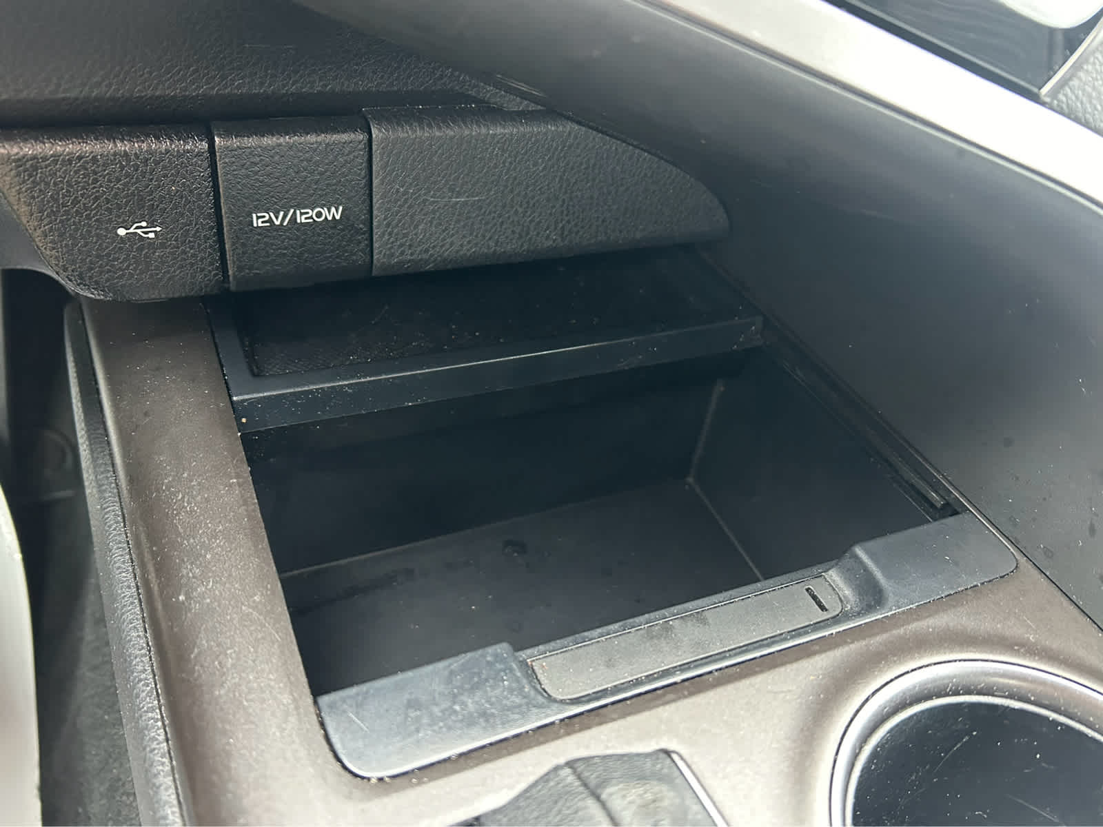 2023 Toyota Camry SE - Photo 29